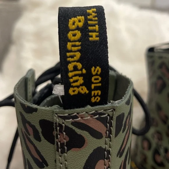 DR. MARTENS SINCLAIR DISTORTED LEOPARD PRINT PLATFORM BOOTS - Picture 7 of 8